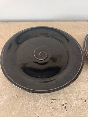 Simon Pearce Belmont Black Dinner Plates 11¼” – Handmade Stoneware – Set of 2
